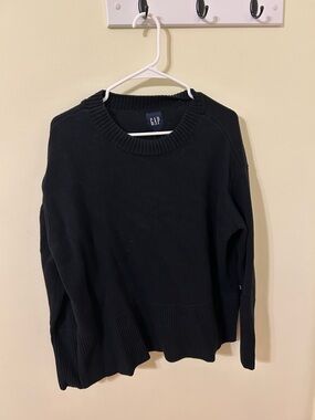 GAP Classic Black Crewneck Tunic Sweater